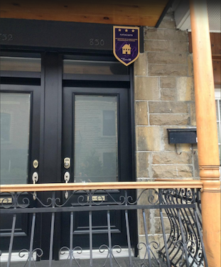 Front entrance 3star sign sm